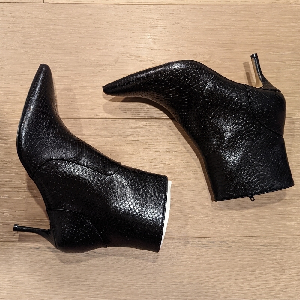 Elegant Black Ankle Boots